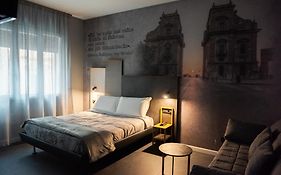 Alma Hotel